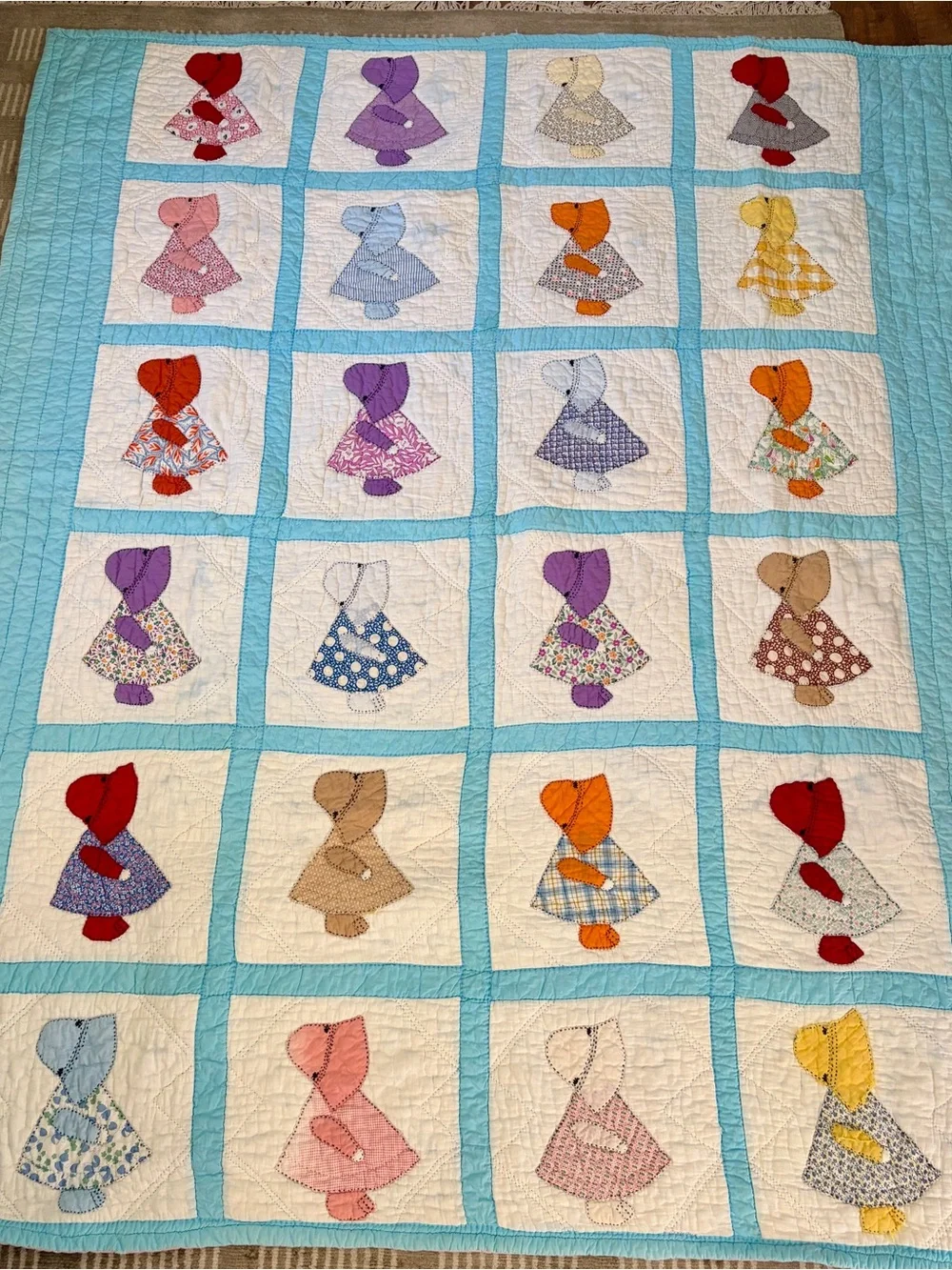 Vintage Sunbonnet Sue Quilt 62x75 - Hand Appliquéd & Quilted - Nursery Quilt